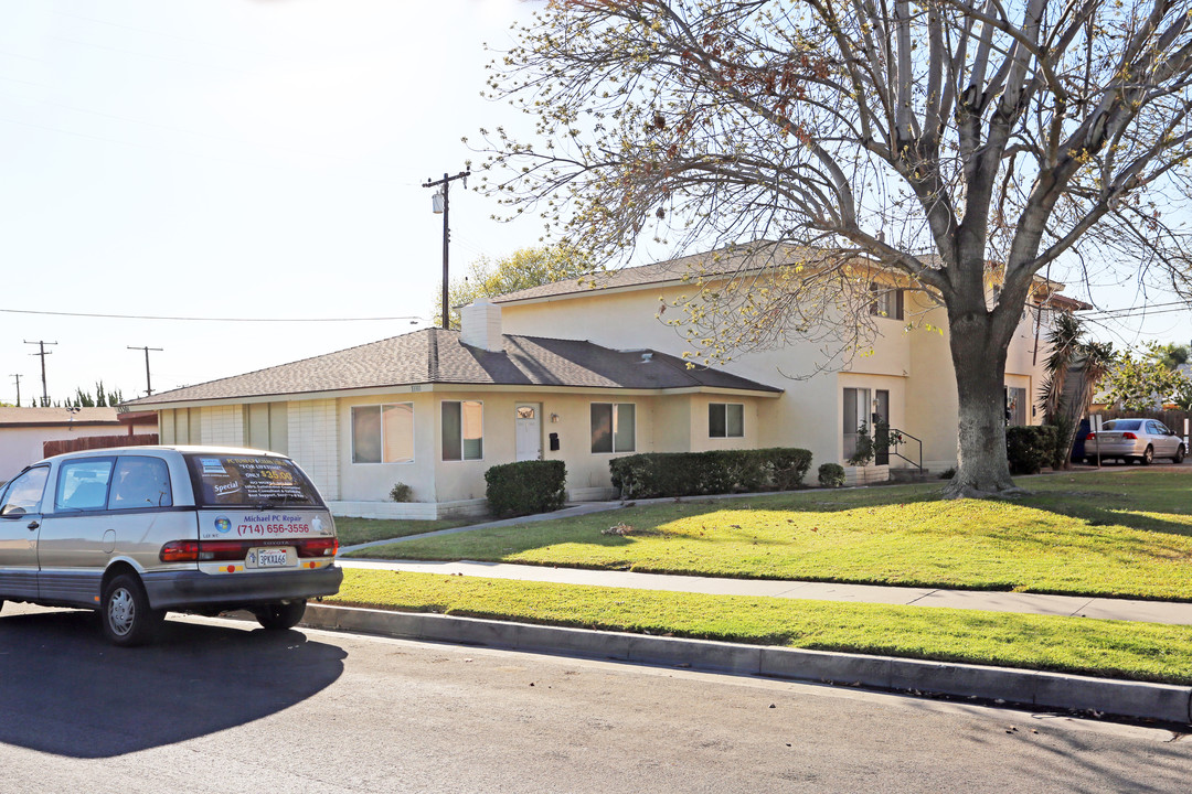 13301 Verde St in Garden Grove, CA - Building Photo