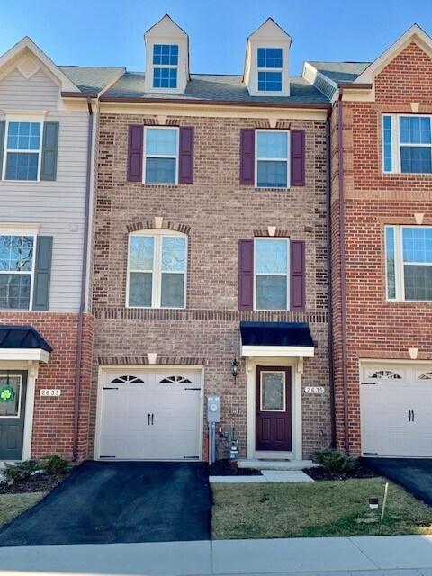 2635 Richmond Wy in Hanover, MD - Building Photo
