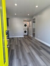 1348-1348 E Vernon Ave in Los Angeles, CA - Building Photo - Building Photo