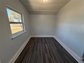 5475 42nd St N in St. Petersburg, FL - Building Photo - Building Photo