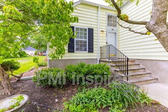 2404 Buckingham Cir in Middletown, NJ - Building Photo - Building Photo
