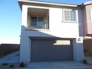 8406 Classique Ave in Las Vegas, NV - Building Photo - Building Photo