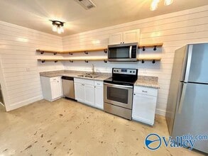 3807 Mc Vay St SW in Huntsville, AL - Building Photo - Building Photo