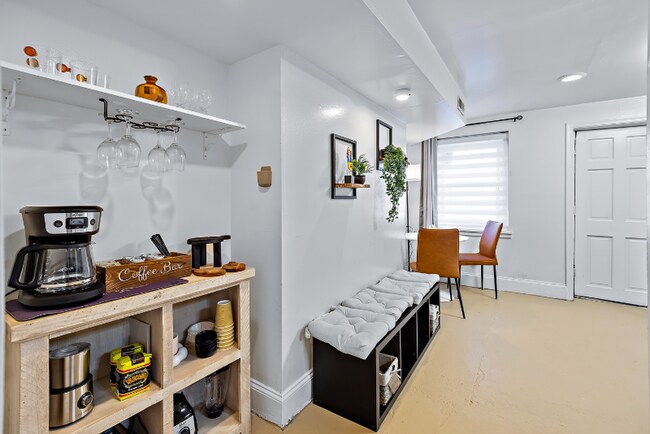 1818 St Paul St in Baltimore, MD - Building Photo - Building Photo