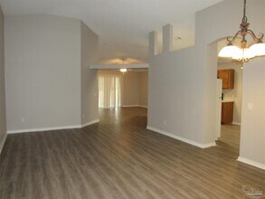 608 Saleta St in Pensacola, FL - Building Photo - Building Photo