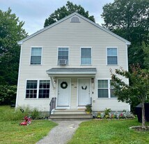 46 Carriage Ln, Unit A in Portland, ME - Building Photo