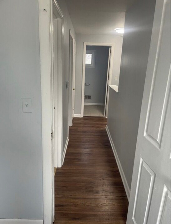 9412 Potter Rd in Des Plaines, IL - Building Photo