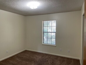 112 Bayou View Dr in Fort Walton Beach, FL - Building Photo - Building Photo