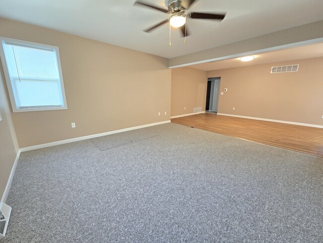 1417 Bayview Ln in Johnsburg, IL - Building Photo - Building Photo