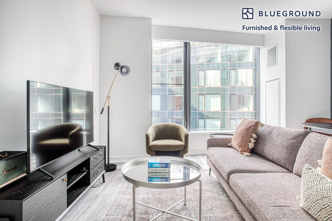 949 First St SE in Washington, DC - Building Photo
