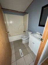 395 Memory Ln in Henderson, TN - Building Photo - Building Photo