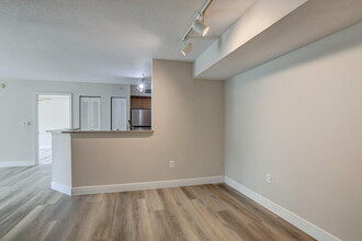 1016 Villa Cir in Boynton Beach, FL - Building Photo - Building Photo