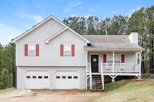 90 Spring Leaf Dr in Dallas, GA - Building Photo