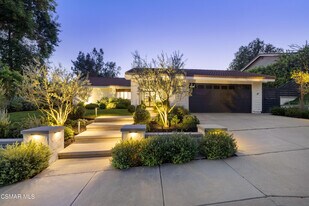 1501 Valecroft Ave in Westlake Village, CA - Building Photo