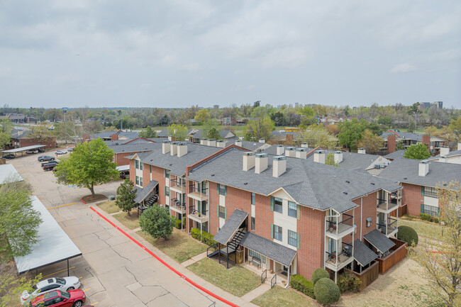 Hemingway Condos in Oklahoma City, OK - Building Photo - Building Photo
