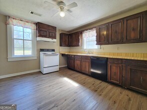 334 Bill Rutledge Rd in Winder, GA - Building Photo - Building Photo