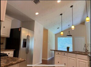 2335 Sunset Trail in Sugar Land, TX - Building Photo - Building Photo