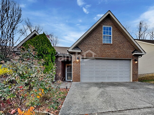 property at 10429 Kentwell Rd