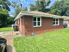 314 Woodview Ave in Norfolk, VA - Building Photo