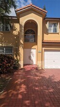 213 E Forest Oak Cir in Davie, FL - Building Photo - Building Photo