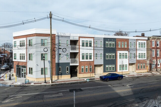Clinton Lofts in Trenton, NJ - Foto de edificio - Building Photo