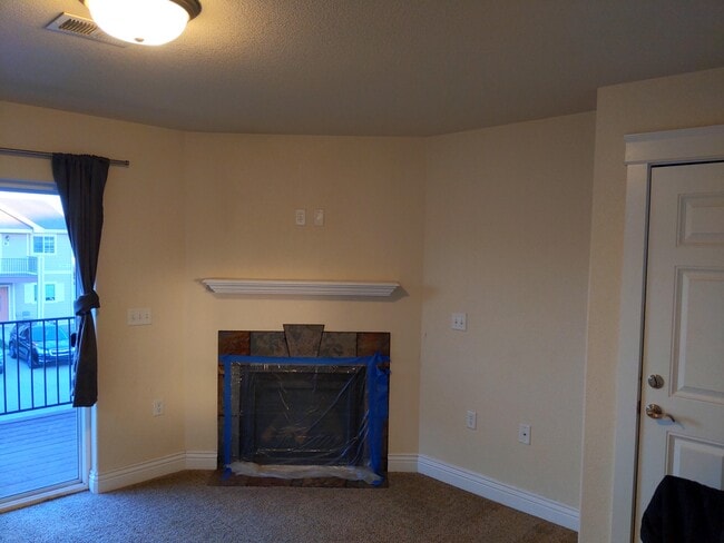 115 Montalto Dr, Unit B in Cheyenne, WY - Building Photo - Building Photo