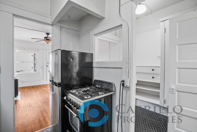 2261 Fourth Ave in San Diego, CA - Building Photo