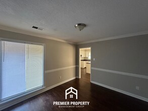 8531 Woodcock Cove in Memphis, TN - Building Photo - Building Photo