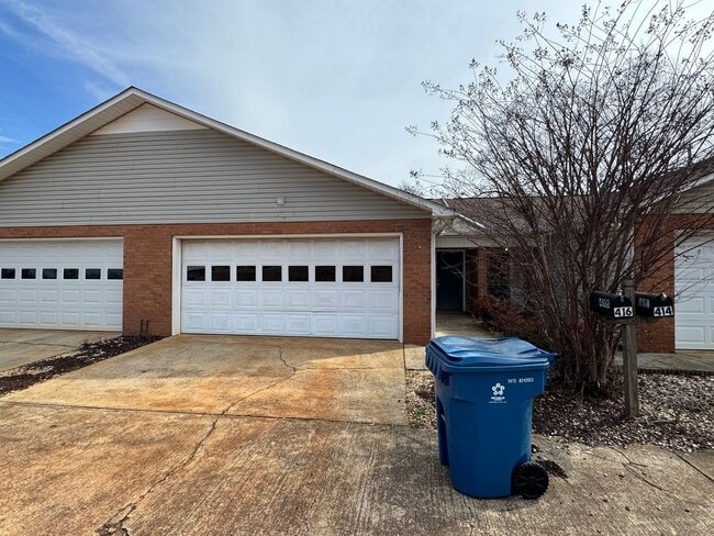 property at 416 Leighton Ave