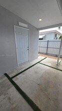 265 W 53rd Terrace in Hialeah, FL - Building Photo - Building Photo