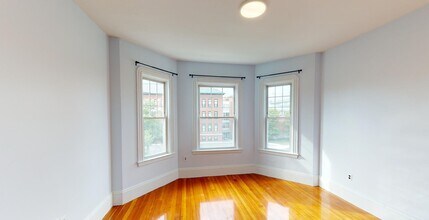 789 Columbia Rd, Unit 3 in Boston, MA - Building Photo - Building Photo