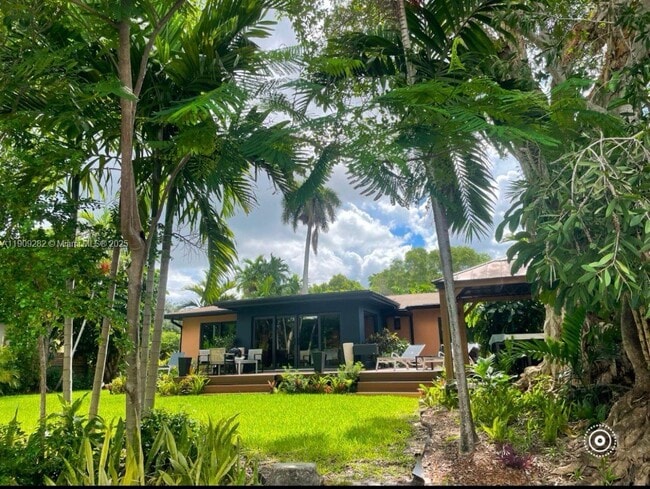 property at 12330 Griffing Blvd