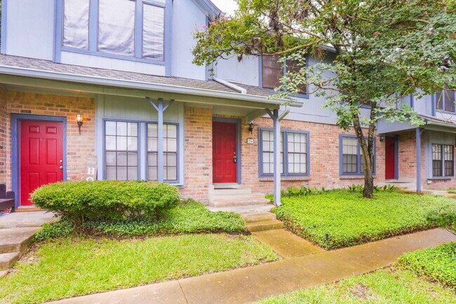 property at 1411 Gracy Farms Ln