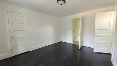 513 N Sunset Ave in Rockford, IL - Building Photo - Building Photo