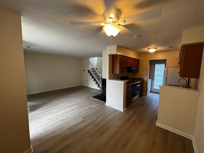 property at 343 Lee's Ml Dr