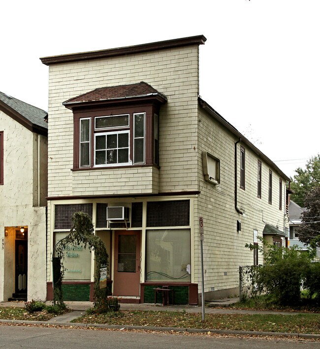 893-895 Randolph Ave in St. Paul, MN - Building Photo - Building Photo