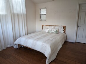 251 Via La Paz in San Luis Obispo, CA - Building Photo - Building Photo