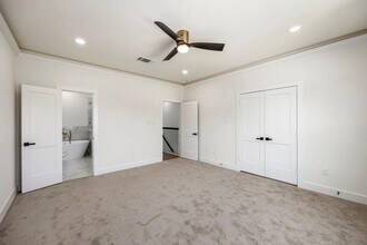 911 Panama St in Houston, TX - Building Photo - Building Photo