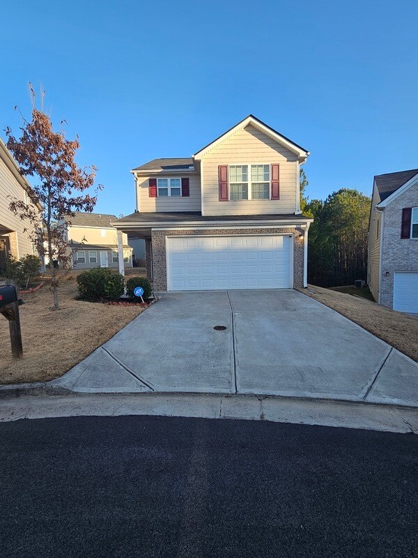 property at 3662 Oakleaf Pass