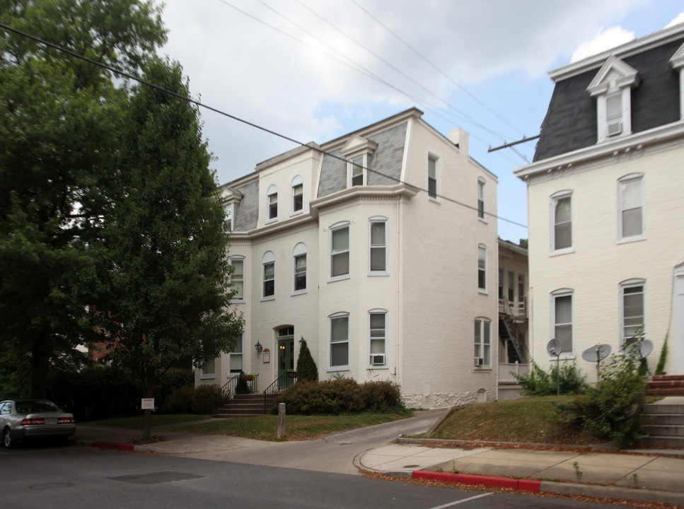 20-22 Broadway in Hagerstown, MD - Building Photo