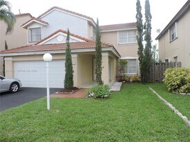 15065 SW 108th Terrace in Miami, FL - Building Photo
