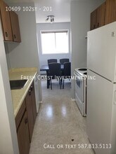 10609 102 St in Grande Prairie, AB - Building Photo - Building Photo