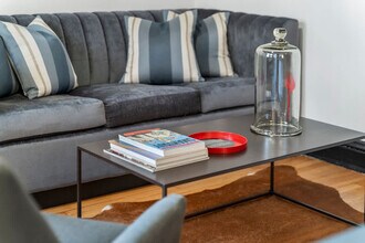 1423 W Addison St in Chicago, IL - Building Photo - Building Photo