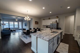 3612 Elizabeth St in Rowlett, TX - Building Photo - Building Photo