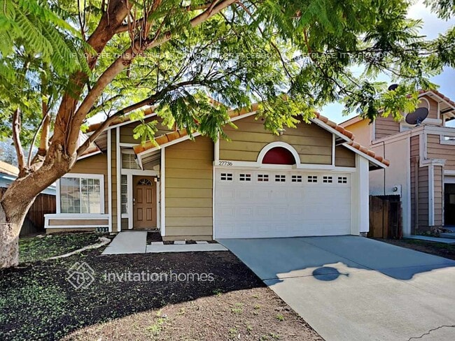 property at 27736 Doreen Dr