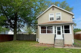 900 Hubble St, Unit 900 Hubble- Upper in Monroe, MI - Building Photo