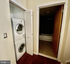1228 Arch St in Philadelphia, PA - Building Photo - Building Photo