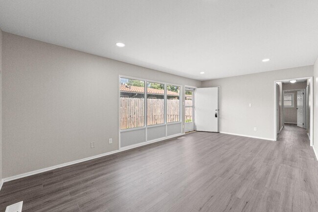 property at 6433 New Hampshire Ave