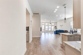 2824 Stone Branch Dr in Leander, TX - Building Photo - Building Photo