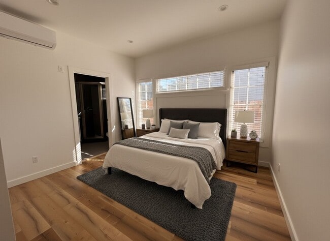 1291 W 22nd St in Los Angeles, CA - Foto de edificio - Building Photo